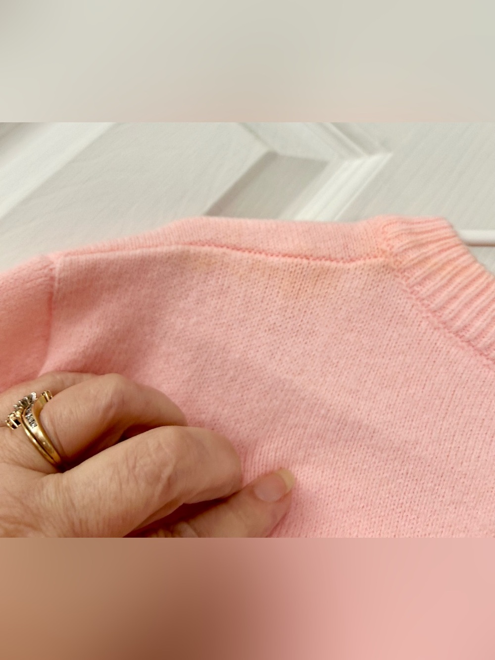 New Pink Cherry embroidered pearl Button Up Cardigan Sweater woman size large - Picture 4 of 6
